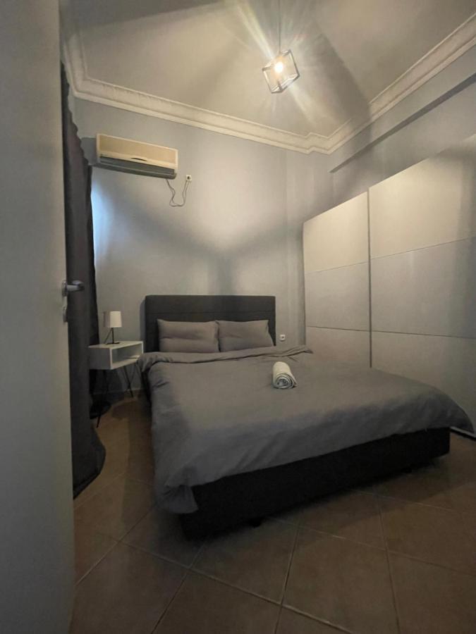 Nikea Apartment Near Piraeus Port And Metro St II Esterno foto